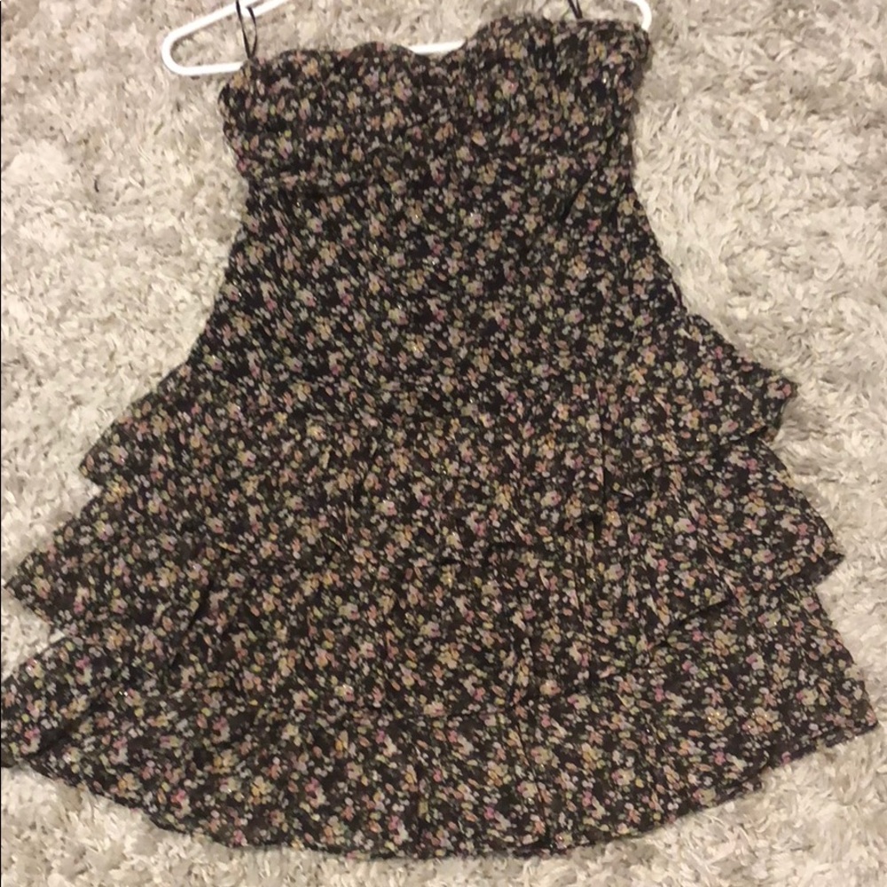 Strapless express dress